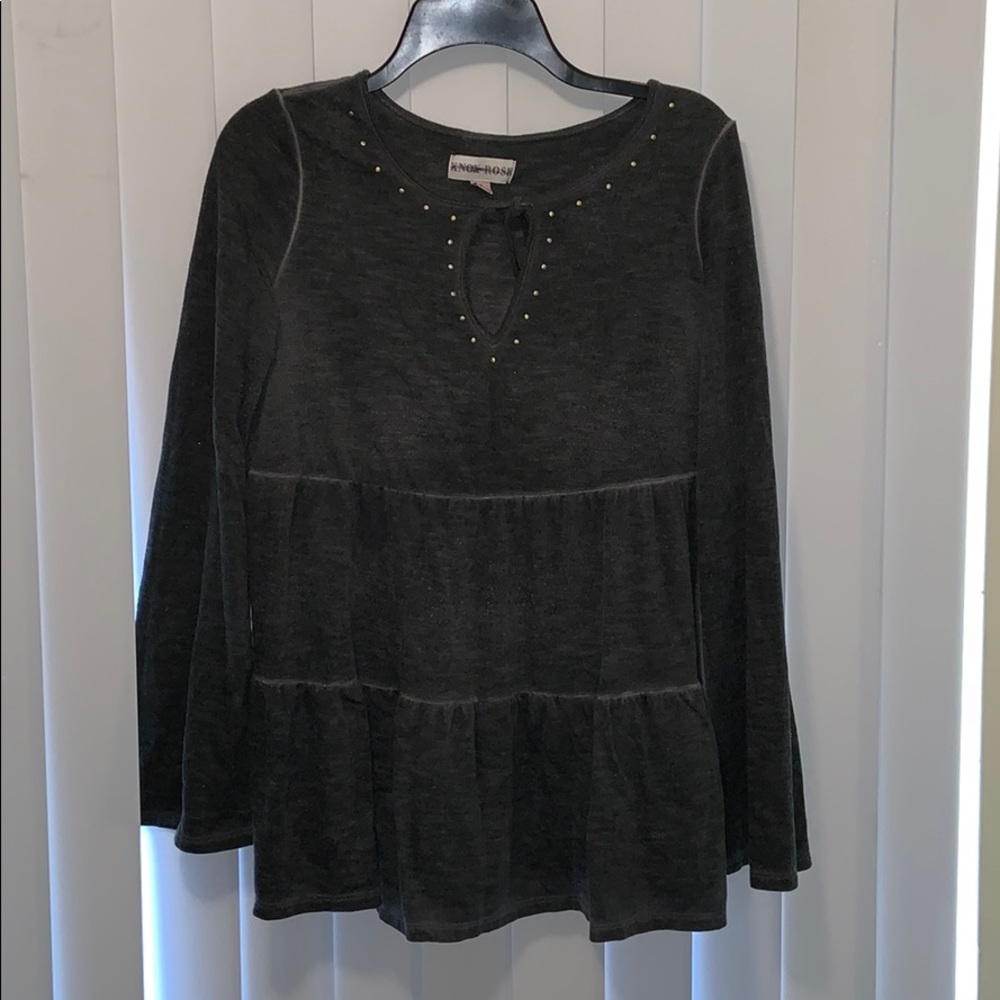 Gorgeous long sleeve top